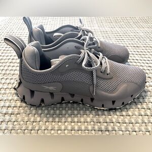 Reebok Women’s Gray Dynamica Sneakers